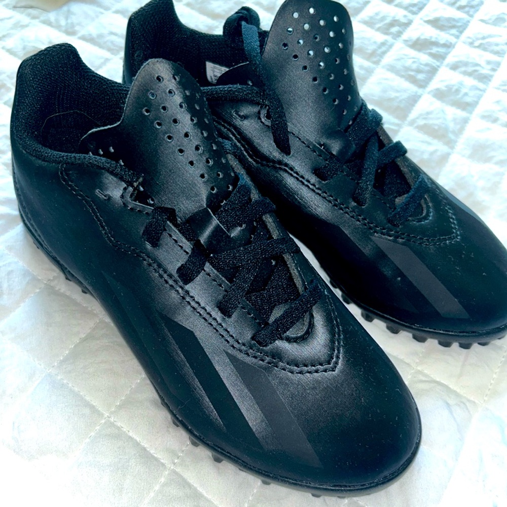 Adidas crazy fast sizzler cleat size 2 NEW